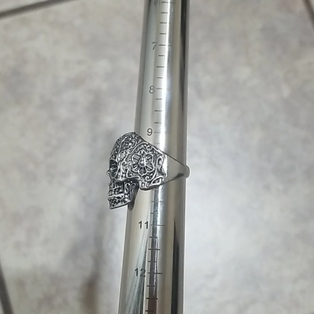 Silver Skull Ring Size 10
